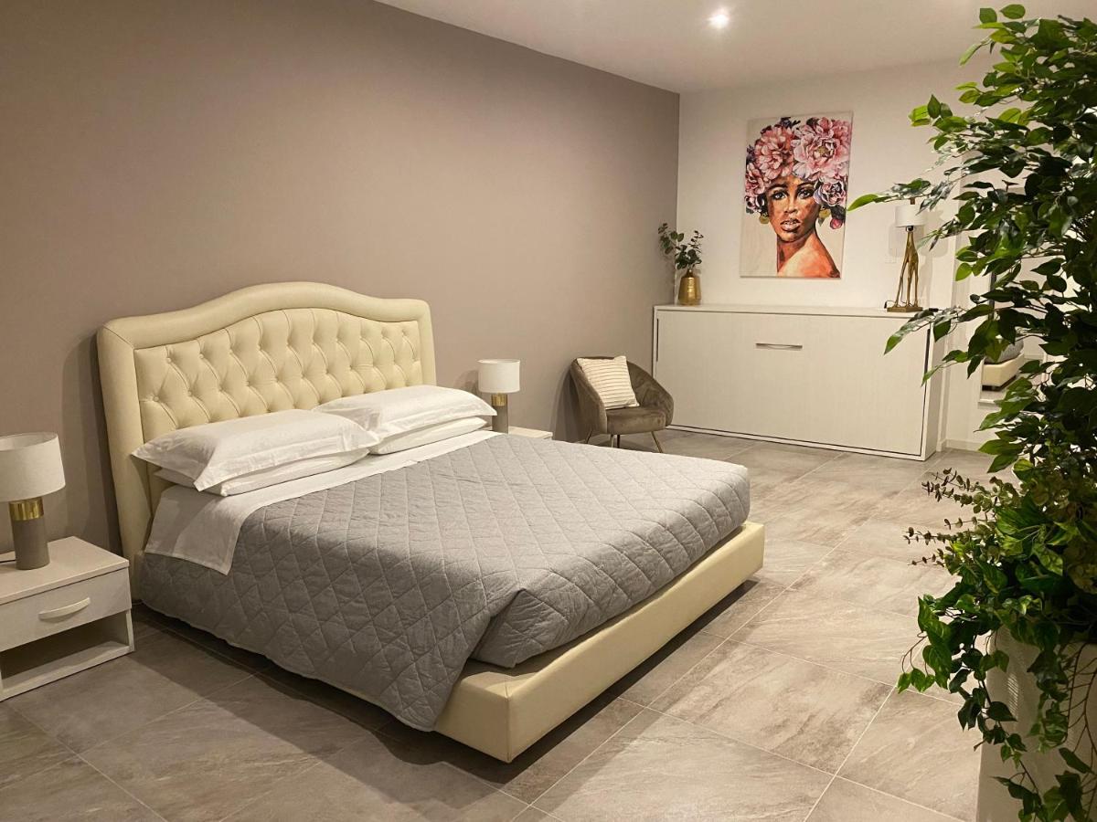 לינה וארוחת בוקר בודירו A Casa Di Lella מראה חיצוני תמונה