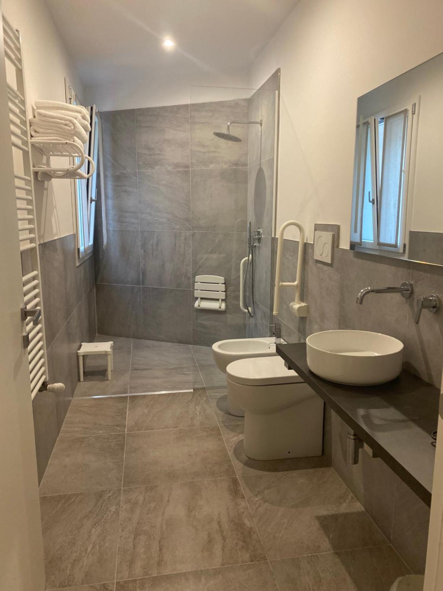 לינה וארוחת בוקר בודירו A Casa Di Lella מראה חיצוני תמונה